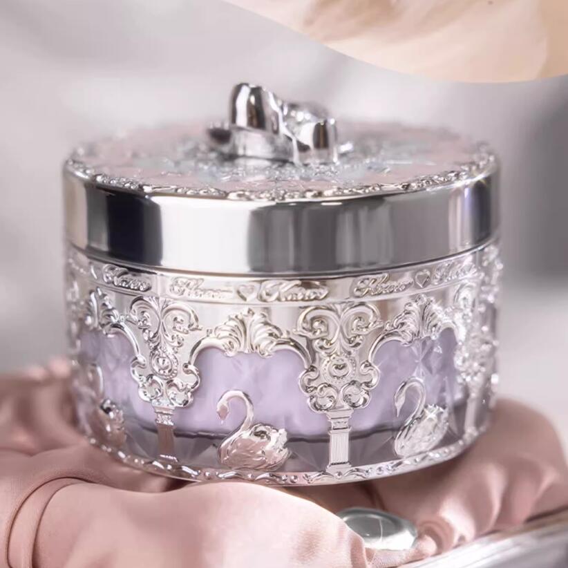 Flower Knows Swan Ballet Music box Loose Setting Powder Rose Scent Loose Powder Makeup Matte Finishing Oil Control Setting Powder Make-up For Women